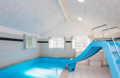 Blavand House | 24 person holiday home in Blåvand