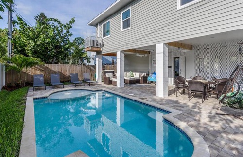 Fort Myers Beach House | 246 Delmar Ave by Coastal Vacation Properties