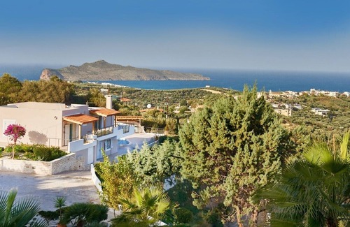 Stalos Villa | 24sleeps - 3 Modern renovated villas - 3 Prvt Pools - View