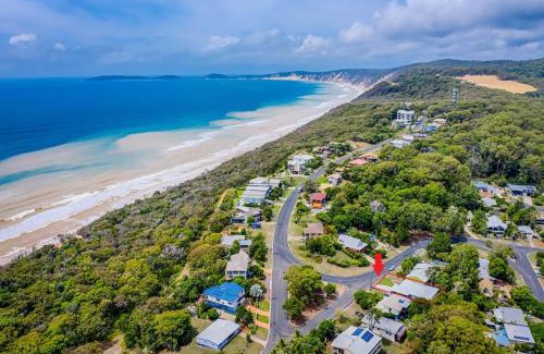 Rainbow Beach House | 25 Cooloola Drive Rainbow Beach