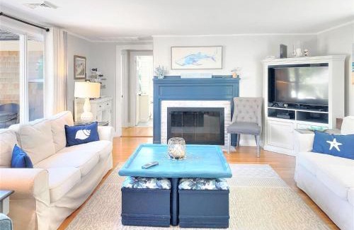 West Harwich House | 25 Grey Neck Road West Harwich Cape Cod - - Crosswinds II