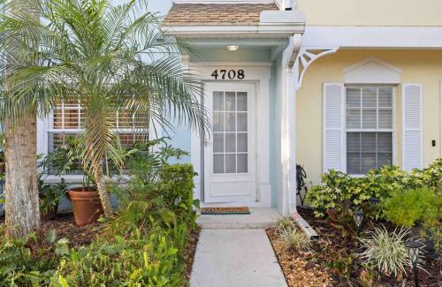 Sabal Harbour House | 25 Min to Ana Maria Island, Heated Pool, 3 min to Shooping Center, New furniture