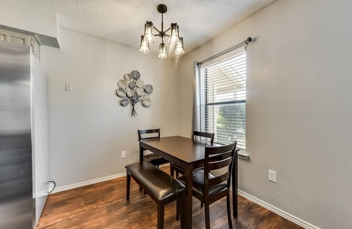 Irving Apartment | 25% OFF 1BD condo, Pool, DFW Hwy 183/360 - Irving - I45