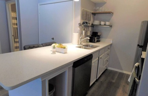 Irving Apartment | 25% OFF 1BD condo, Pool, DFW Hwy 183/360 - Irving - I30