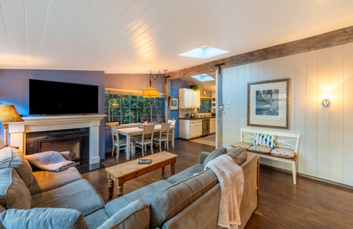 Pierpont Bay House | 25%Off Sept 25-28! Hot Tub To Beach, Great Reviews