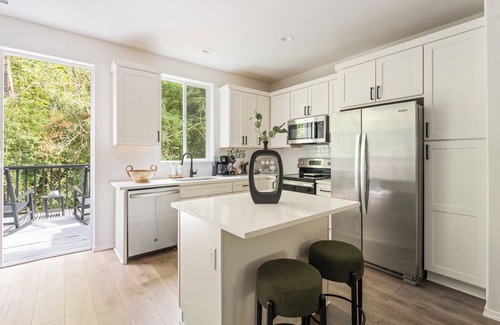 Bull Mountain House | 25%Off30DayStays+4Bedrooms+Walkable+Beautiful+BBQ
