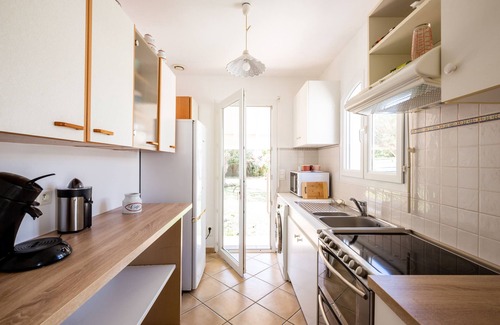 Andernos-les-Bains House | 250 m from the beach - House with garden for 4