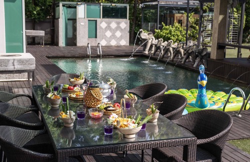 Sea Park Villa | 25000sqft Grand Luxe Villa PJ 13BR 42Pax