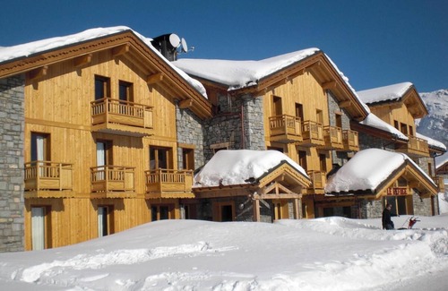 La Rosiere Apartment | 250m from ski slopes, fitness, swimming pool, sauna, fireplace or stove, tv, ski locker, 130m²