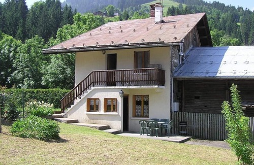 Areches Apartment | 250m from ski lifts, Ground floor, terrace, parking, tv, ski locker, 40m², Arêches-Beaufort