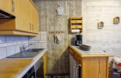 Flaine Apartment | 250m from ski slopes, 2nd floor, view ski slopes, balcony, tv, ski locker, 37m², Flaine