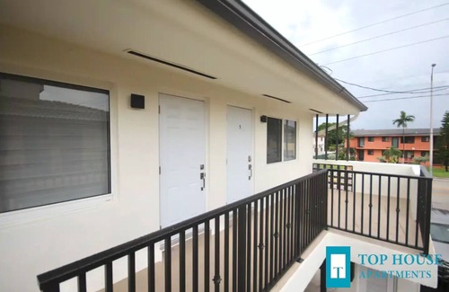 Flagami Apartment | 251 Airport/Top House Apartment 3