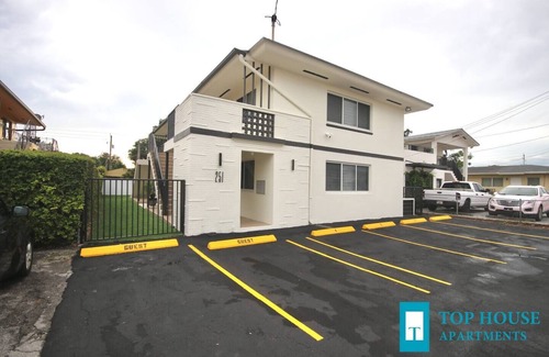 Flagami Apartment | 251 Airport/Top House Apartment 3