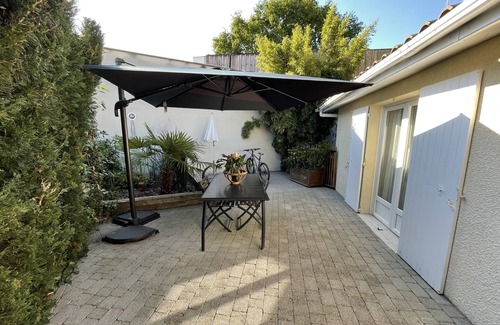Gujan-Mestras Apartment | 25m² studio for 3 people, 2 steps from the harbour