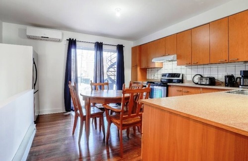 Bellerive Apartment | #260 Nice Location Next to River and Subway