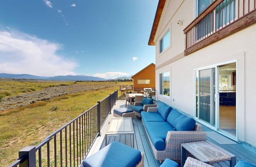 Tabernash House | 267 m² House ∙ 5 bedrooms ∙ 16 guests