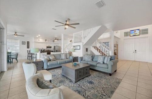 Port Charlotte House | 2674 Lake View