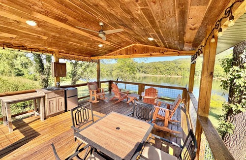 Mountain View Cabin | 269 River Valley Rd., Cabin on the White River that sleeps 8 with great views.