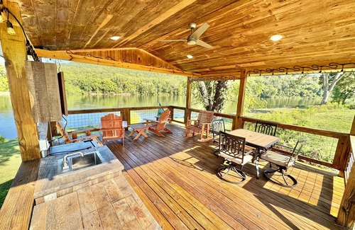 Mountain View Cabin | 269 River Valley Rd., Cabin on the White River that sleeps 8 with great views.