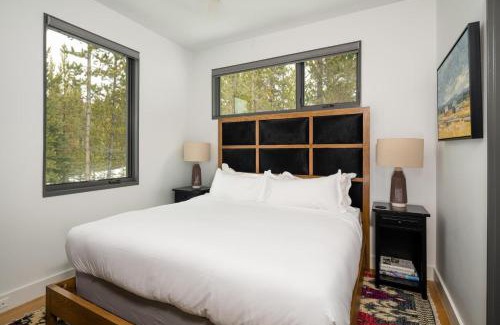Big Sky House | 27 Lake Cabin by Moonlight Basin Lodging