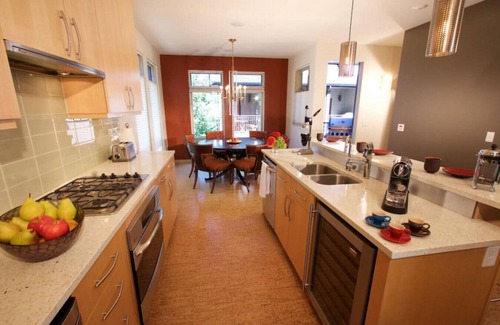 Walla Walla Condo | 275 W Sumach · Vue 22 Town Home