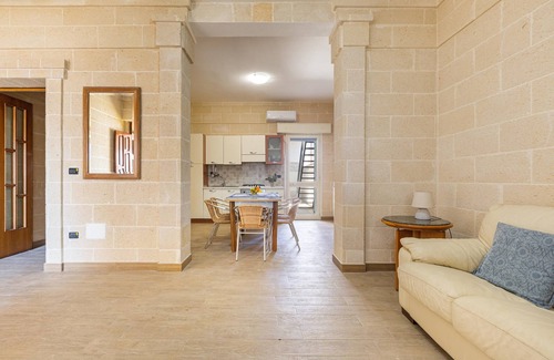 San Pietro in Bevagna Apartment | 2775 Casa Biancomare by Barbarhouse