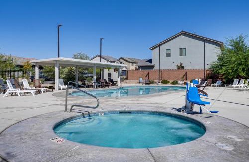Sienna Hills House | 28 Mi to Zion Natl Park Modern Washington Home