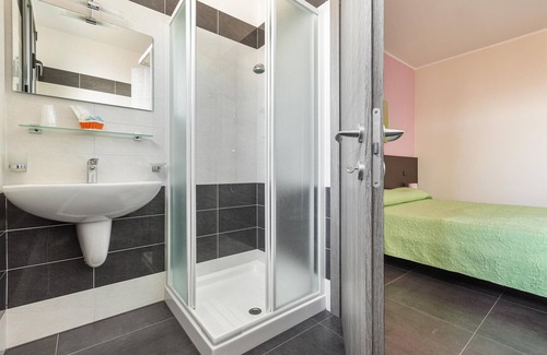 Leverano Bed & Breakfast | 2889 B&B Terra dei Fiori - Camera Tripla con Balcone by Barbarhouse