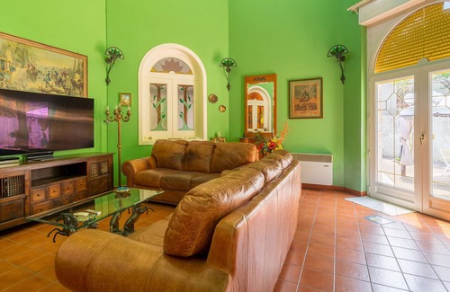 Oria House | 2981 Villa Colle Iris by BarbarHouse