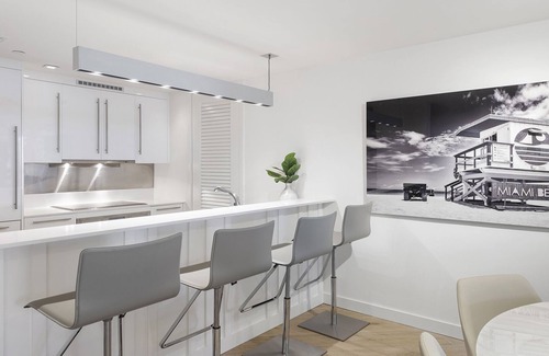 Bayshore Condo | 2B Private Residence at W South Beach - 804