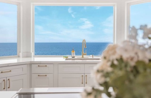 Oak Harbor House | 2b1.5b Unit w/Stunning Water View @Oak Harbor