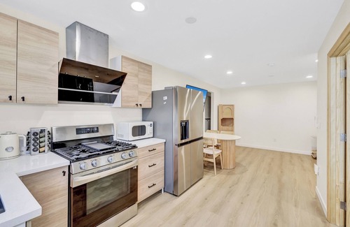 Rosemead House | 2B2B/Free Tesla Charging/Free Parking/Quiet