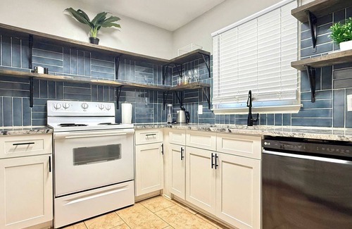Norcross House | 2B2B Townhouse in N Metro ATL
