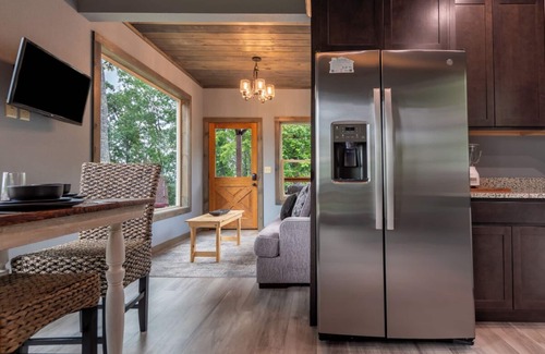 Chalet Village North Cabin | 2BD Cabin w/Hot Tub! Pool +Near TOWN