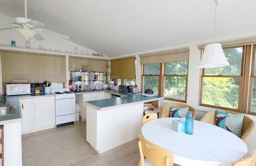 Wellfleet House | 2BD Cottage-A/C, Enclosed Outdoor Shower, Walk to Mayo Beach & Wellfleet Center