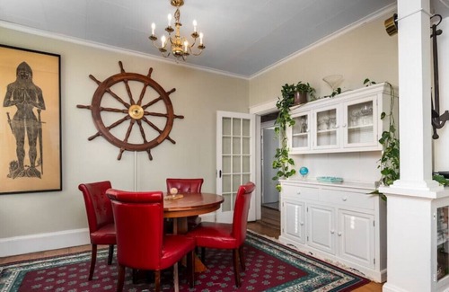 East End Apartment | 2BD | Free Parking | Close to Shops and Old Port