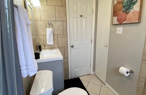 Pasadena House | 2Bd King/Queen in the Heart of Pasadena