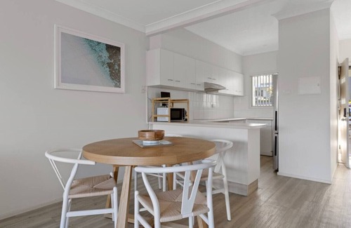 Wamberal Apartment | 2BDR Beachside Bliss in Wamberal