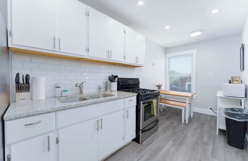 Del Mar Apartment | 2BDR+Extd Stay Discounts+Central+RemoteWork