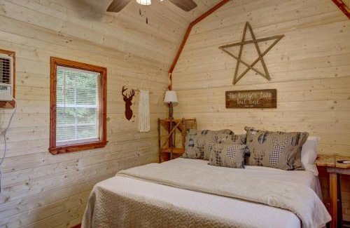 Hayesville House | 2bed 1bath Cabin with Mountain View, Hot Tub and grilling deck