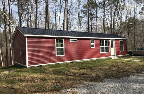 Pittsburg Cottage | 2Bedroom, 1.5Bath Cottage at Beautiful Wood Creek Lake, Near Wood creek Marina.