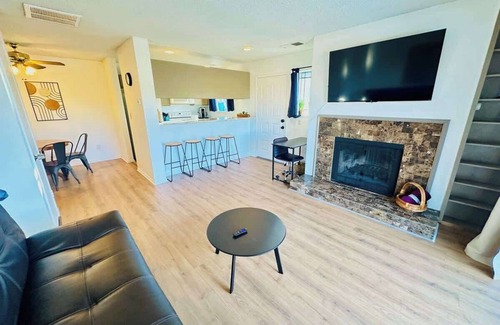 Reno/Tahoe Airport House | 2Bedroom/2Bath/Summa