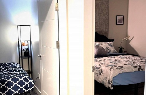 Southcenter Apartment | 2bedroom/Airport/Healthcare/Remote Workers