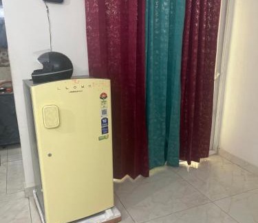 Ghaziabad Apartment | 2bhk fully furnished guest apartment- ghaziabad
