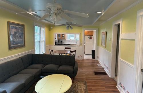 Tallahassee House | 2br 2ba Close to Downtown, Midtown, and FSU