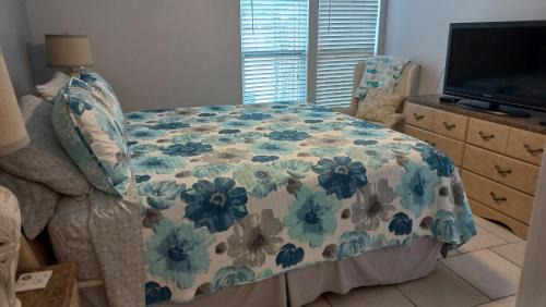 Gulf Gate Estates Apartment | 2BR/2BA condo Sienna Park