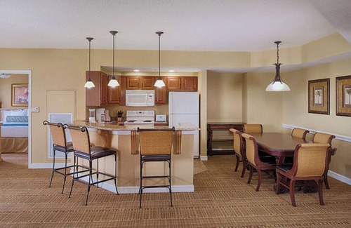 Lake Buena Vista Condo | 2BR &2BA deluxe in Disney gates, Parks Shuttle, 5 Pools/Lazy River, Full kitchen