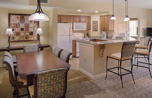 Lake Buena Vista Condo | 2BR &2BA deluxe in Disney gates, Parks Shuttle, 5 Pools/Lazy River, Full kitchen