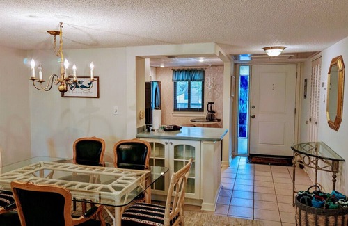 Folly Field Condo | 2BR/2BA Luxury Oceanfront Condo