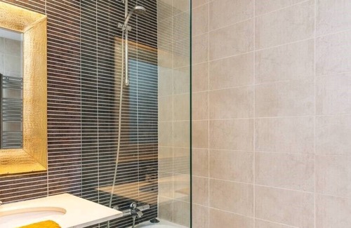 Provencals del Poblenou Apartment | 2BR - 2BH APARTMENT CLOSE to the BEACH